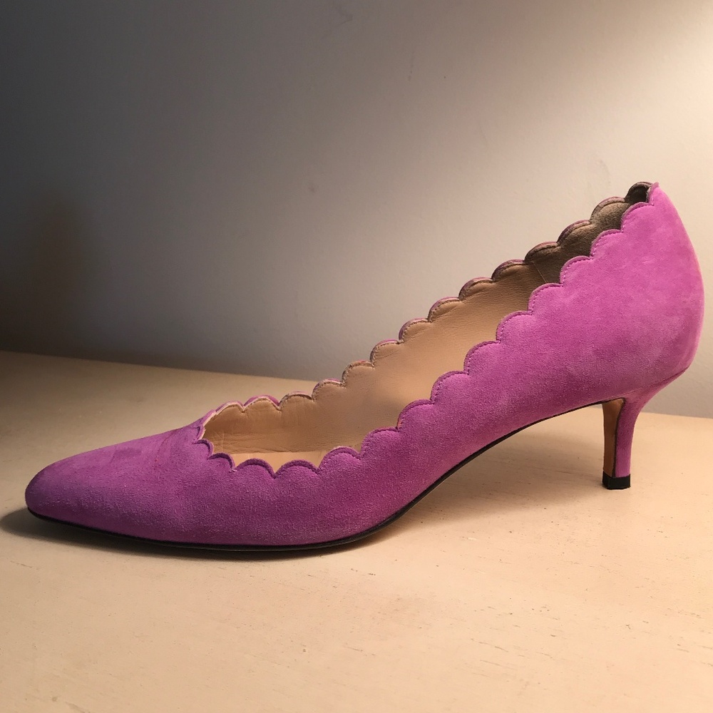❤️ HOST PICK!! *** OSCAR de la RENTA SCALLOPED KITTEN HEELS